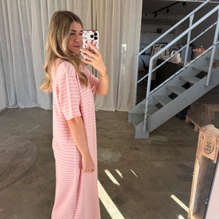 Oversize Kleid Molly - Rosa x Light Peach | TALL