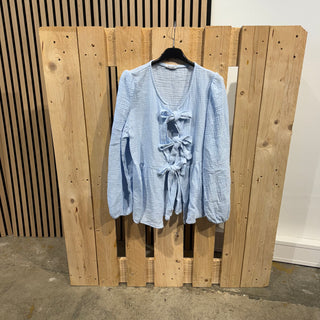 Musselinbluse Big Bow