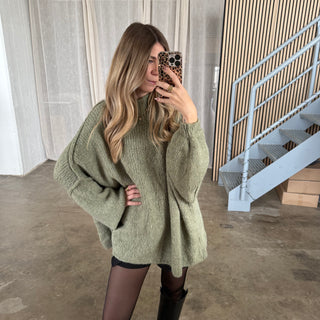 Oversized Pulli - Olive