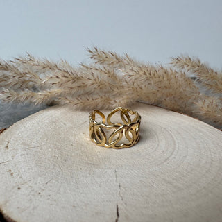 Hugging Hearts Ring | Gold