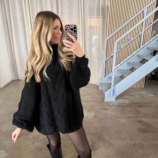 Tangled Oversized Pulli - Schwarz