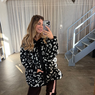 Oversized Teddy Jacke - Leo Schwarz