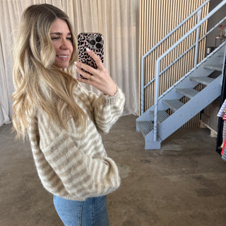 V-Neck Stripes Strickjacke - Beige x Creme