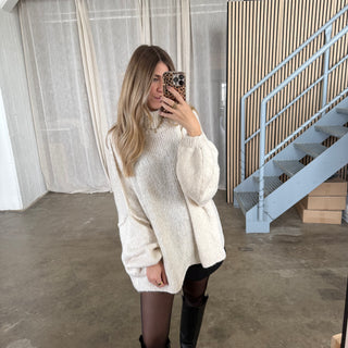 Oversized Pulli - Creme