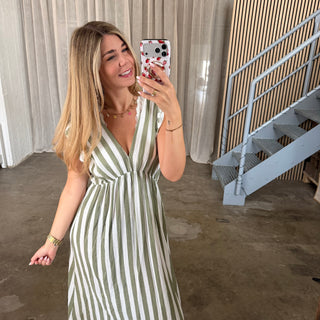 Musselinkleid Rosie - Big Stripes Olive x Weiß