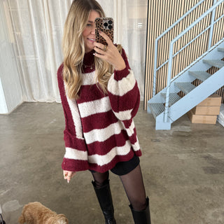 Oversized Pulli - Bordeaux x Creme
