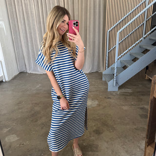 Oversize Kleid Molly - Navi Blau x Creme