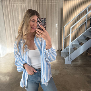 Oversize Musselinbluse Big Stripes - Hellblau x Weiß
