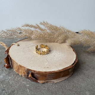 Small Blooming Ring | Gold
