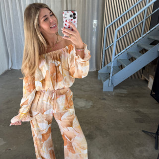 Off Shoulder Top Tropical - Creme Beige
