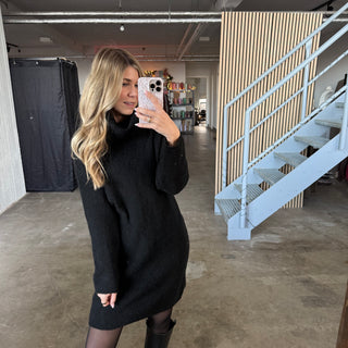 Cozy Strickkleid - Schwarz