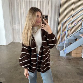 Strickjacke Oversize - Braun x Creme