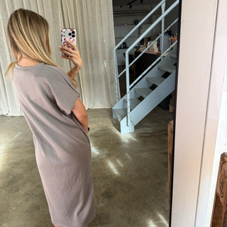 Oversize Kleid Molly - Hell Taupe