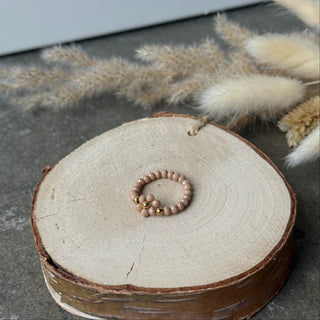 Bloom Pearls Ring | Beige Gold