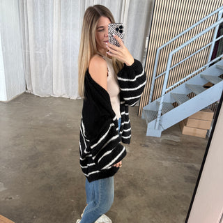 Strickjacke Oversize - Schwarz x Creme