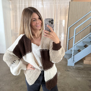 Strickjacke Karos - Braun