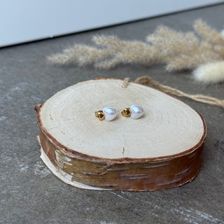 Love Pearl Stecker | Gold