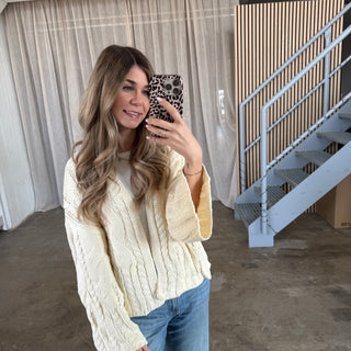 Open Tangled Strickjacke - Creme