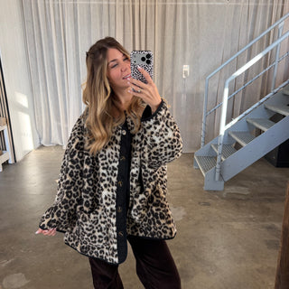 Oversized Teddy Jacke - LeoLeo