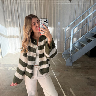 Strickjacke Mila - Dunkelgrün x Creme