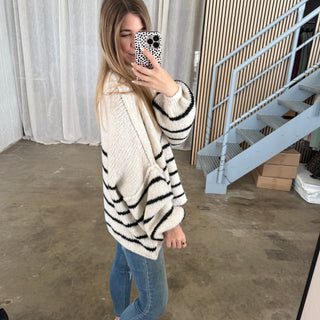 Strickjacke Oversize - Creme x Schwarz