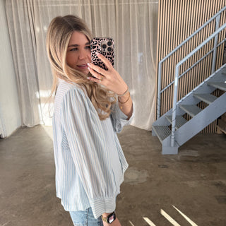Stoffbluse Small Stripes - Hellblau
