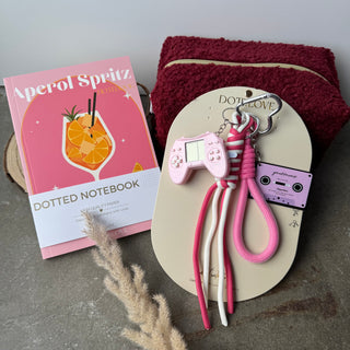 Muttertags Special - 90s Anhänger x Aperoli Notizbuch x Fluffy