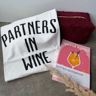 Muttertags Special - Partners in Wine Tshirt x Aperoli Notizbuch x Fluffy